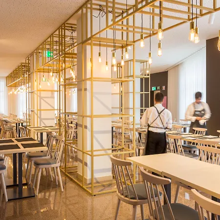 酒店 艾斯特拉德伐缇玛酒店 4*