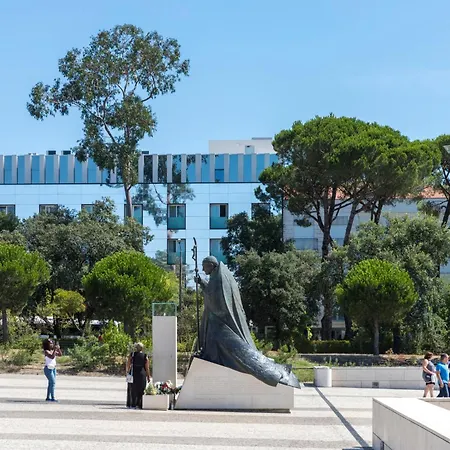 艾斯特拉德伐缇玛酒店 4* 花地瑪