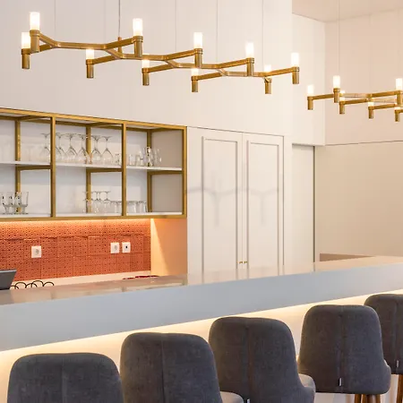 艾斯特拉德伐缇玛酒店 酒店