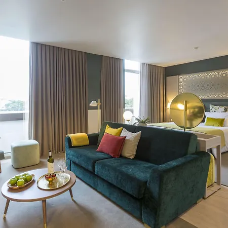 艾斯特拉德伐缇玛酒店 酒店