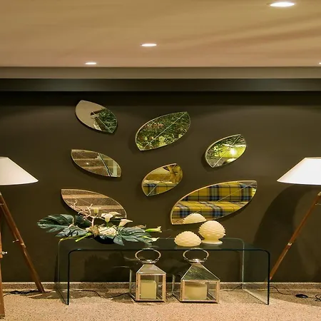 艾斯特拉德伐缇玛酒店 4*